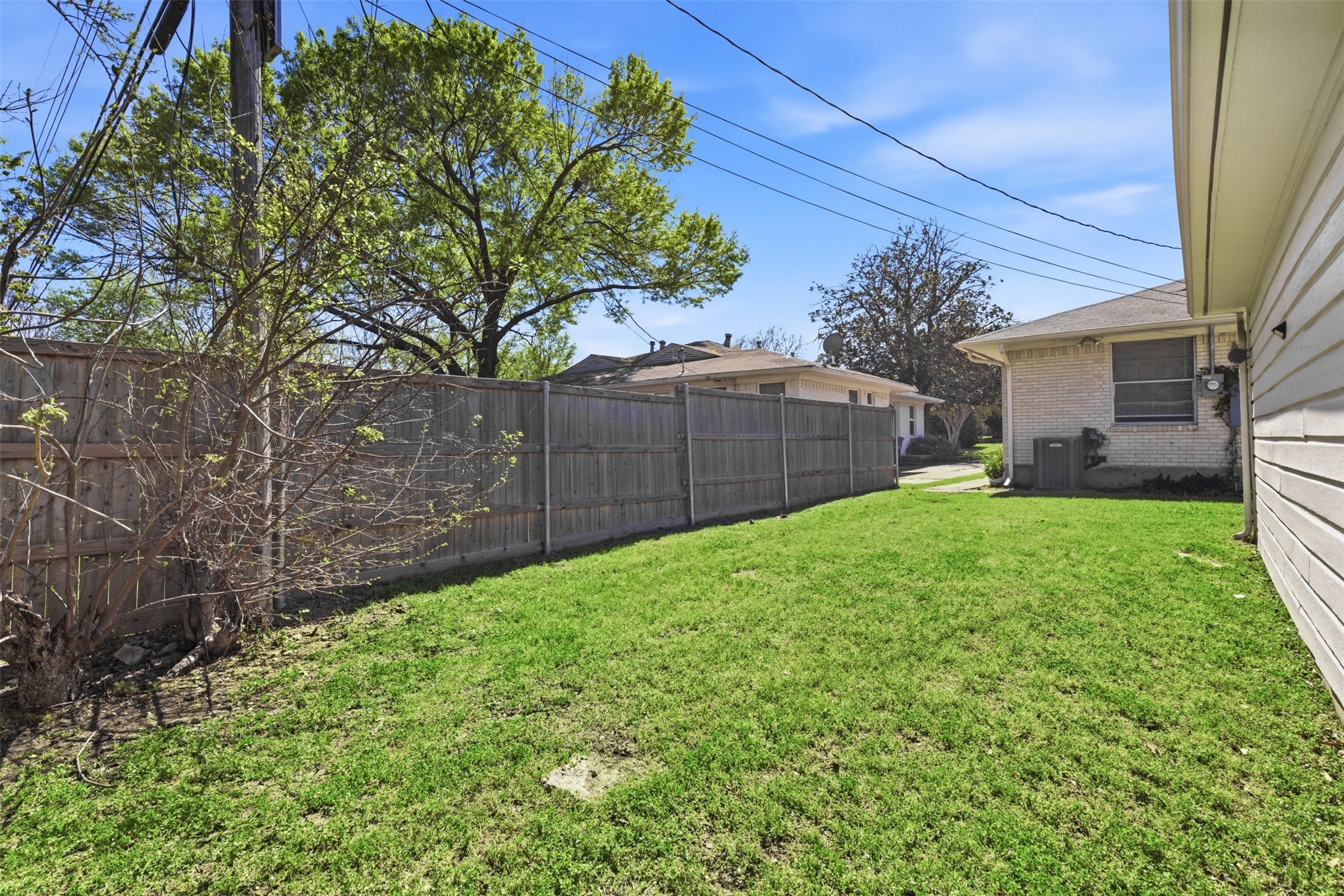 6565 Ascot Lane Dallas TX 75214