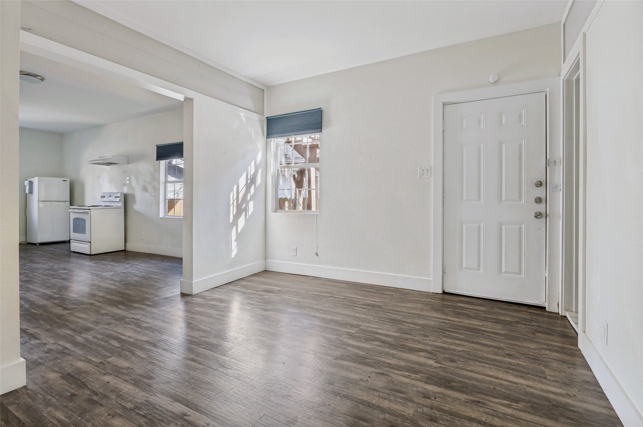 735 W 10th Street Dallas TX 75208