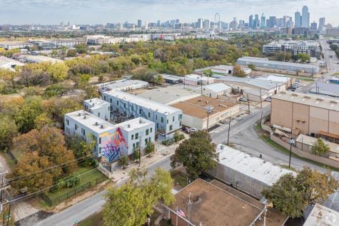 2303 Spencer Court Dallas TX 75208