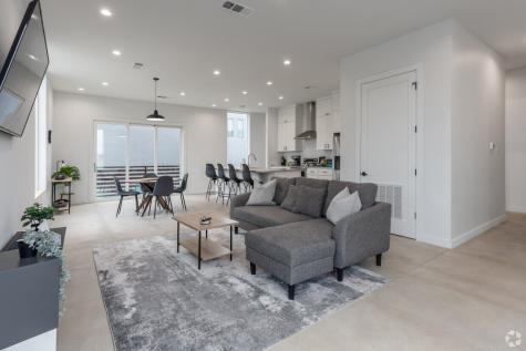 2303 Spencer Court Dallas TX 75208