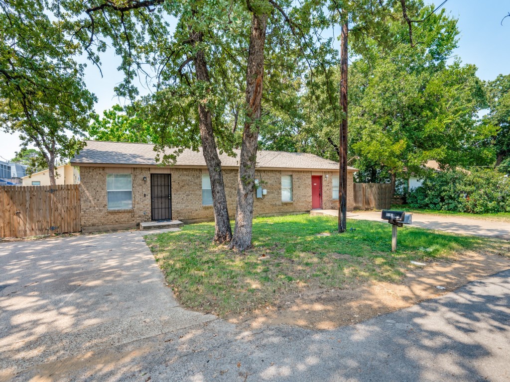 518 Jordan Lane Arlington TX 76012