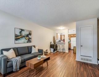 518 Jordan Lane Arlington TX 76012