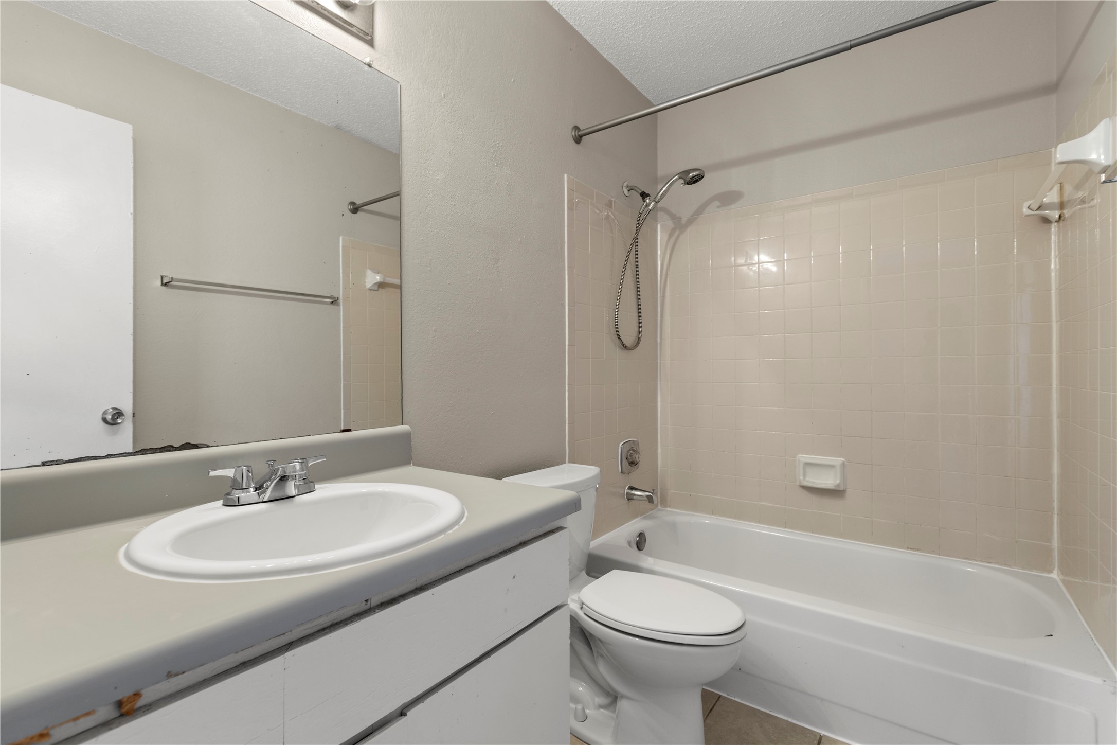 1601 Mary K Lane White Settlement TX 76108