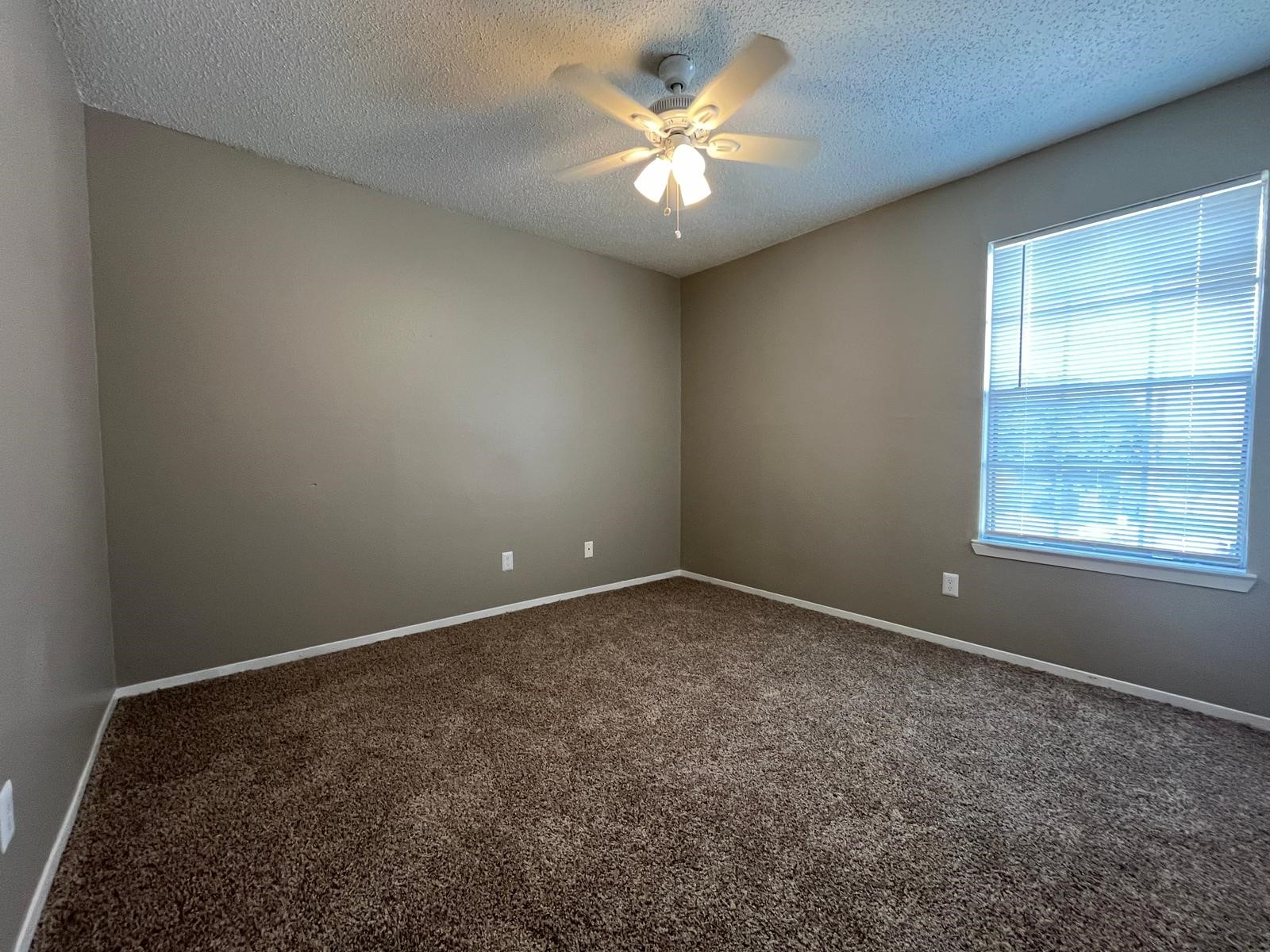 1601 Mary K Lane White Settlement TX 76108