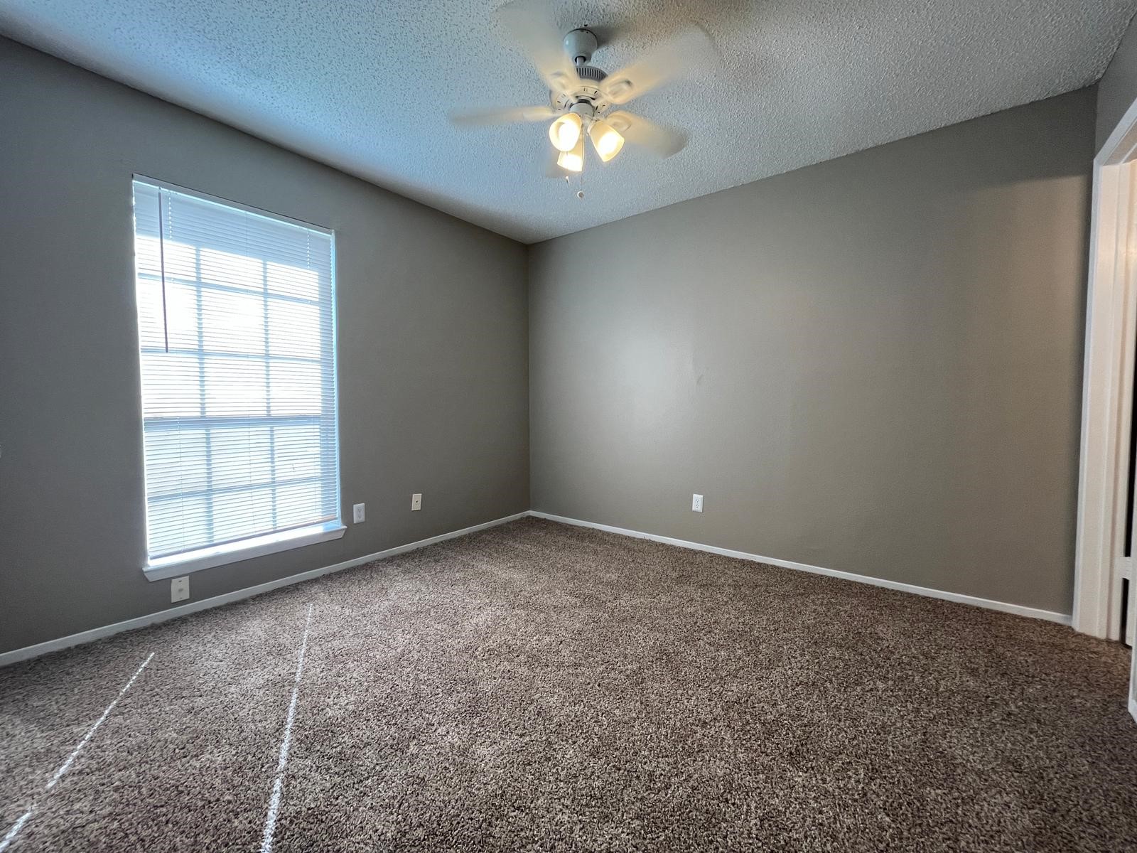 1601 Mary K Lane White Settlement TX 76108