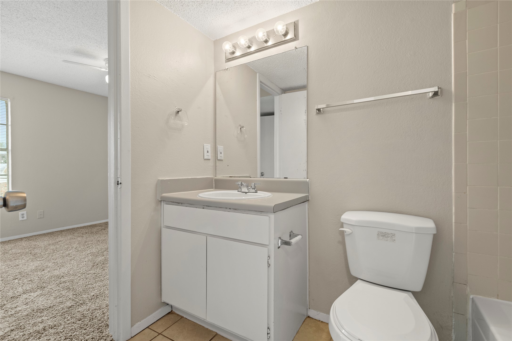 1601 Mary K Lane White Settlement TX 76108