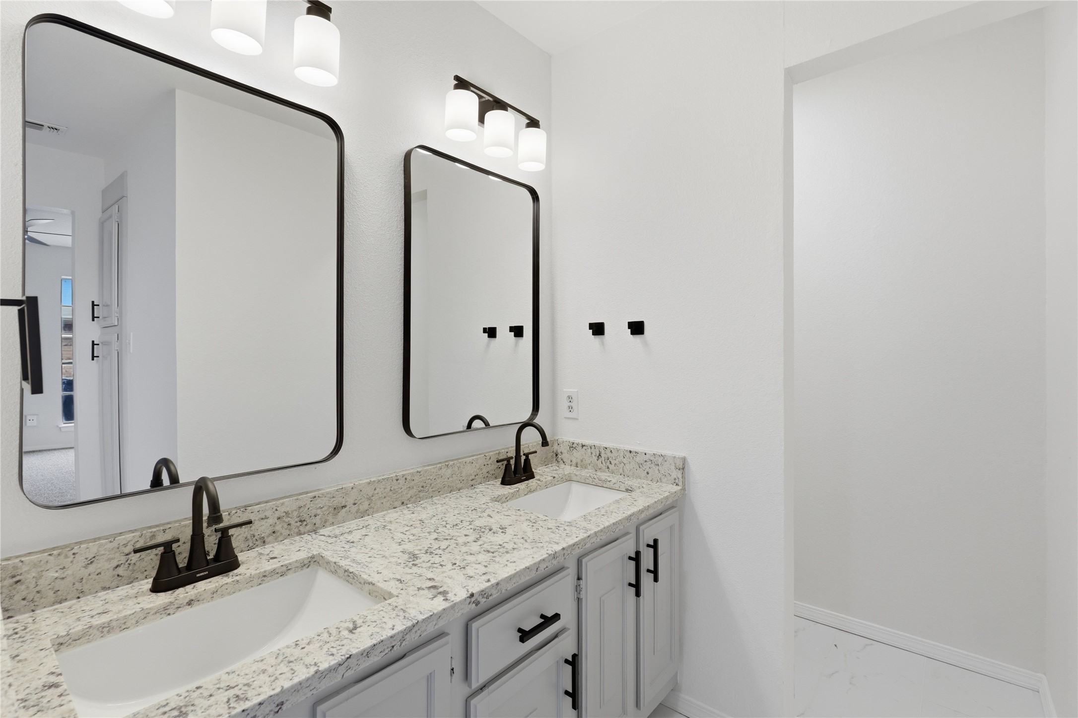 7217/7219 Fuller Circle Fort Worth TX 76133