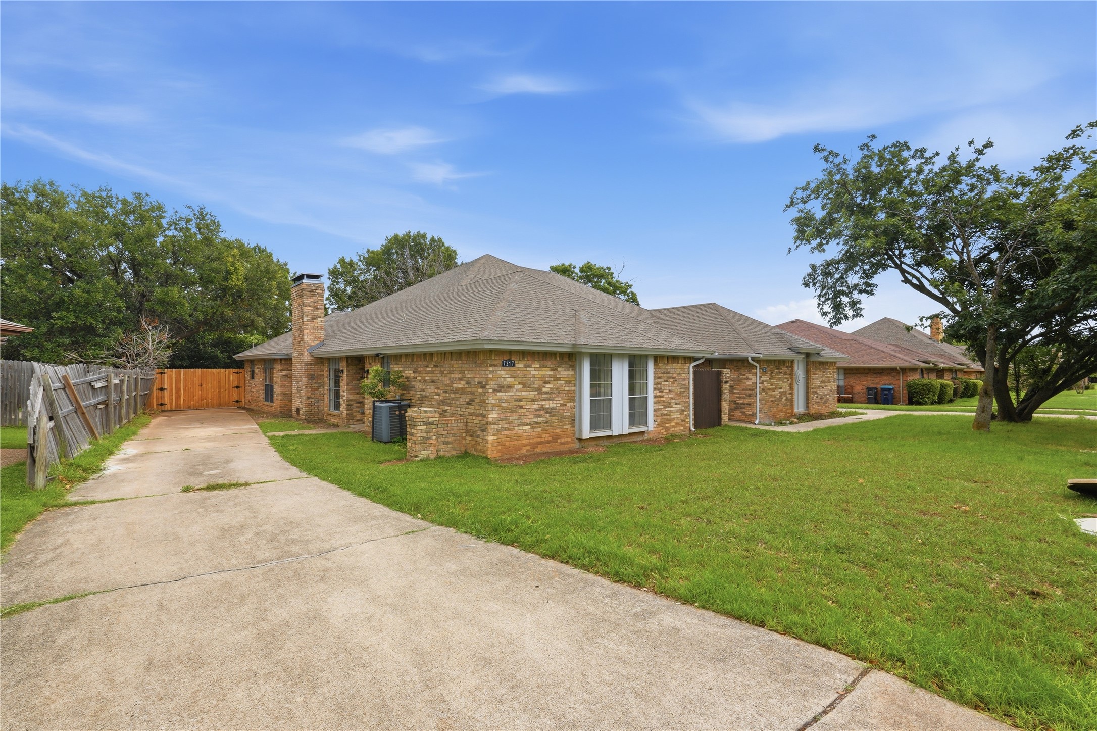 7217/7219 Fuller Circle Fort Worth TX 76133