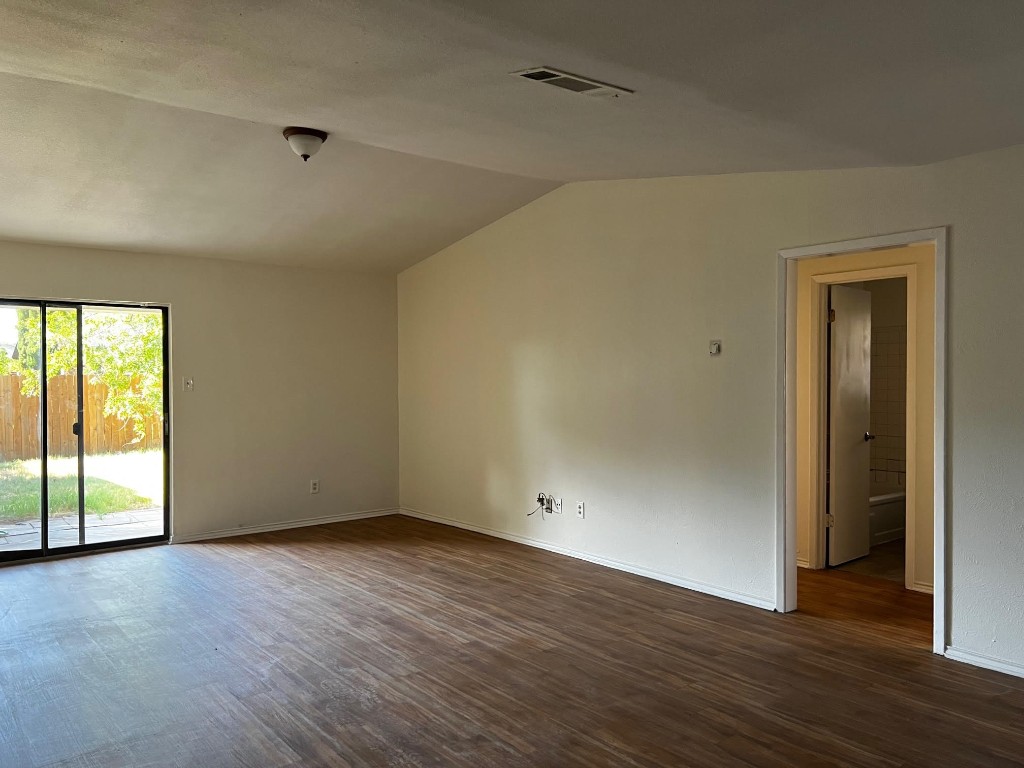 6819 W Cleburne Road Fort Worth TX 76133