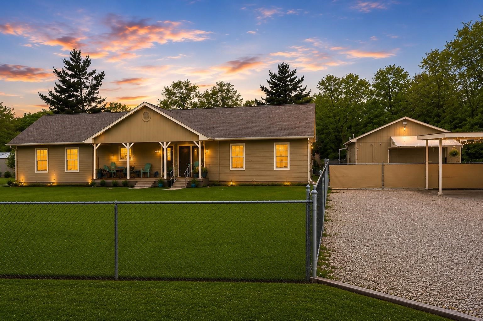 214 County Road 4870 Newark TX 76071