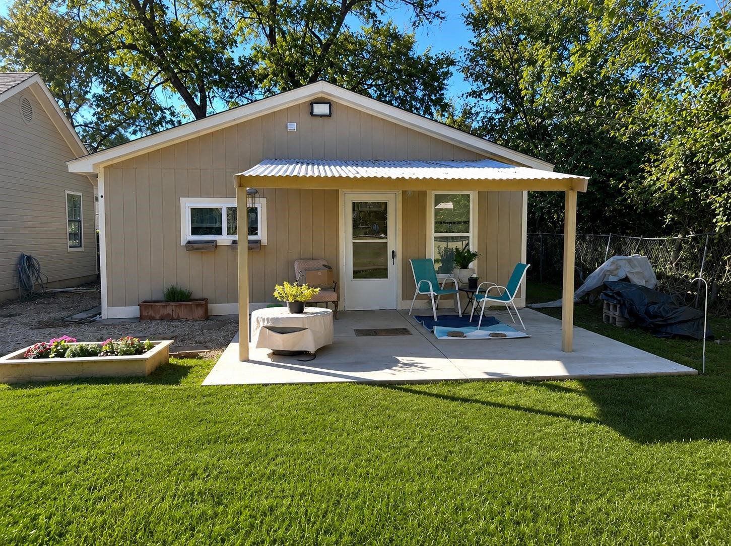 214 County Road 4870 Newark TX 76071