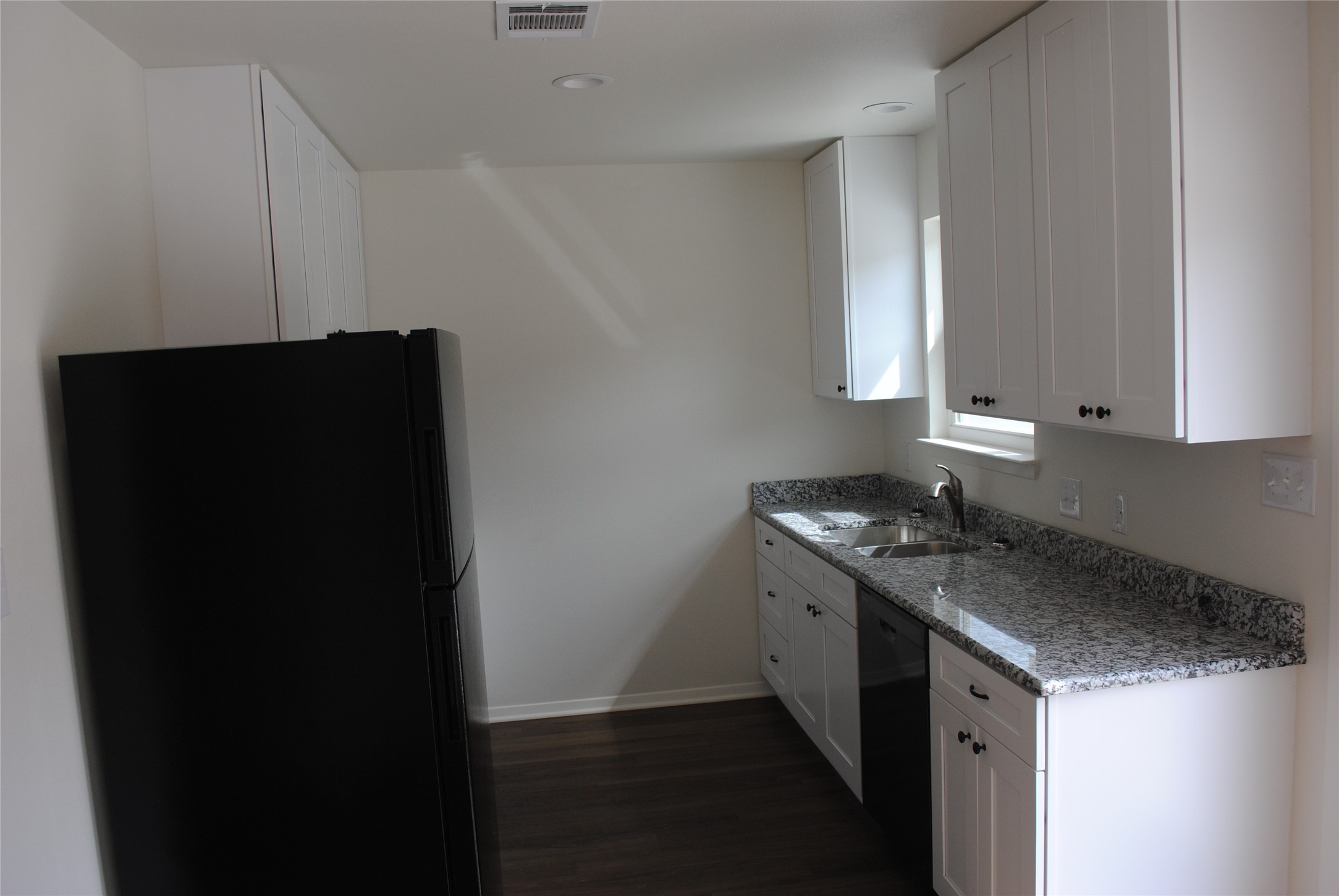 1517 Travis Street Bellmead TX 76705