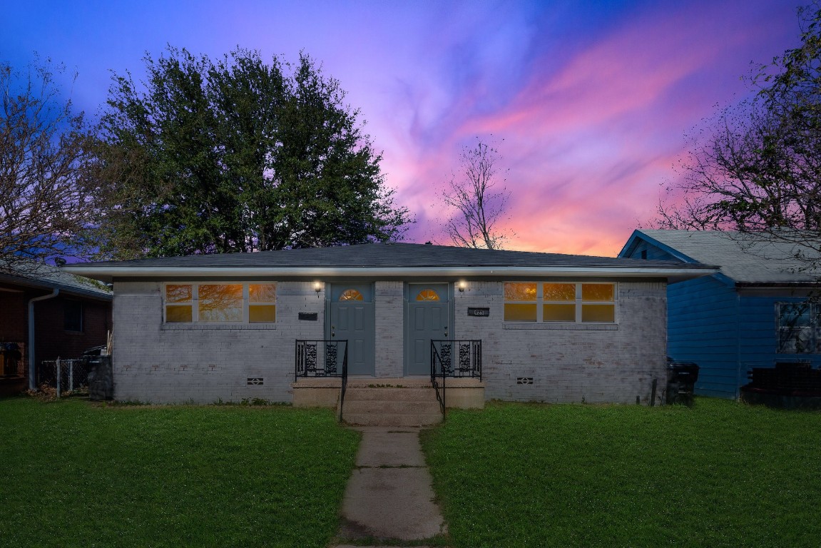 925-927 W Morton Street Denison TX 75020