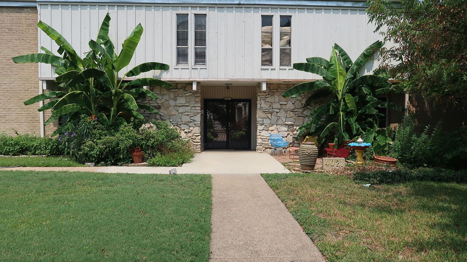 4021 Cole Avenue Dallas TX 75204