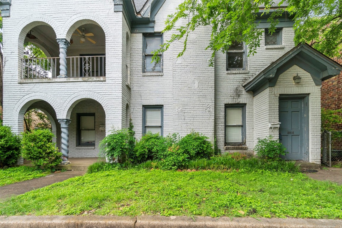 5816 La Vista Court Dallas TX 75206