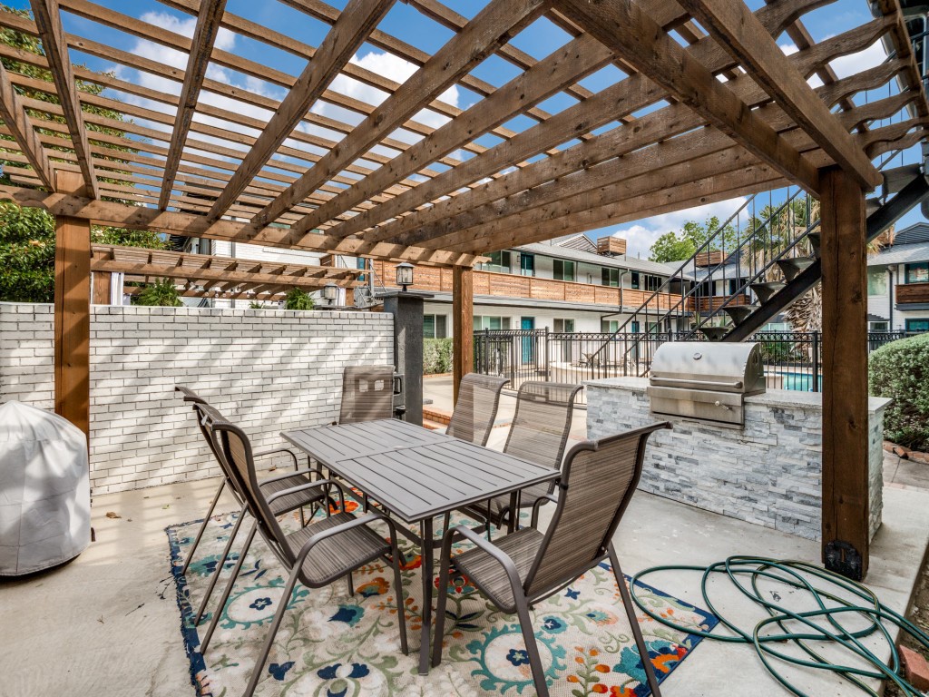 4701 Cedar Springs Road Dallas TX 75219