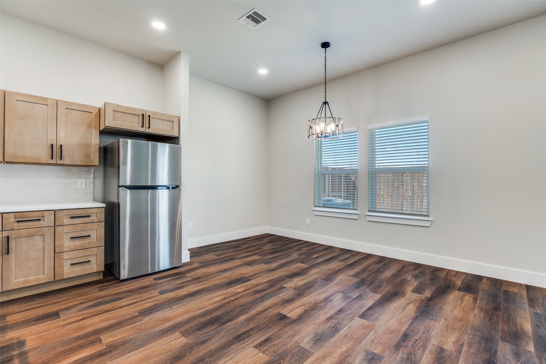 6655 Mountain Trail Dallas TX 75236