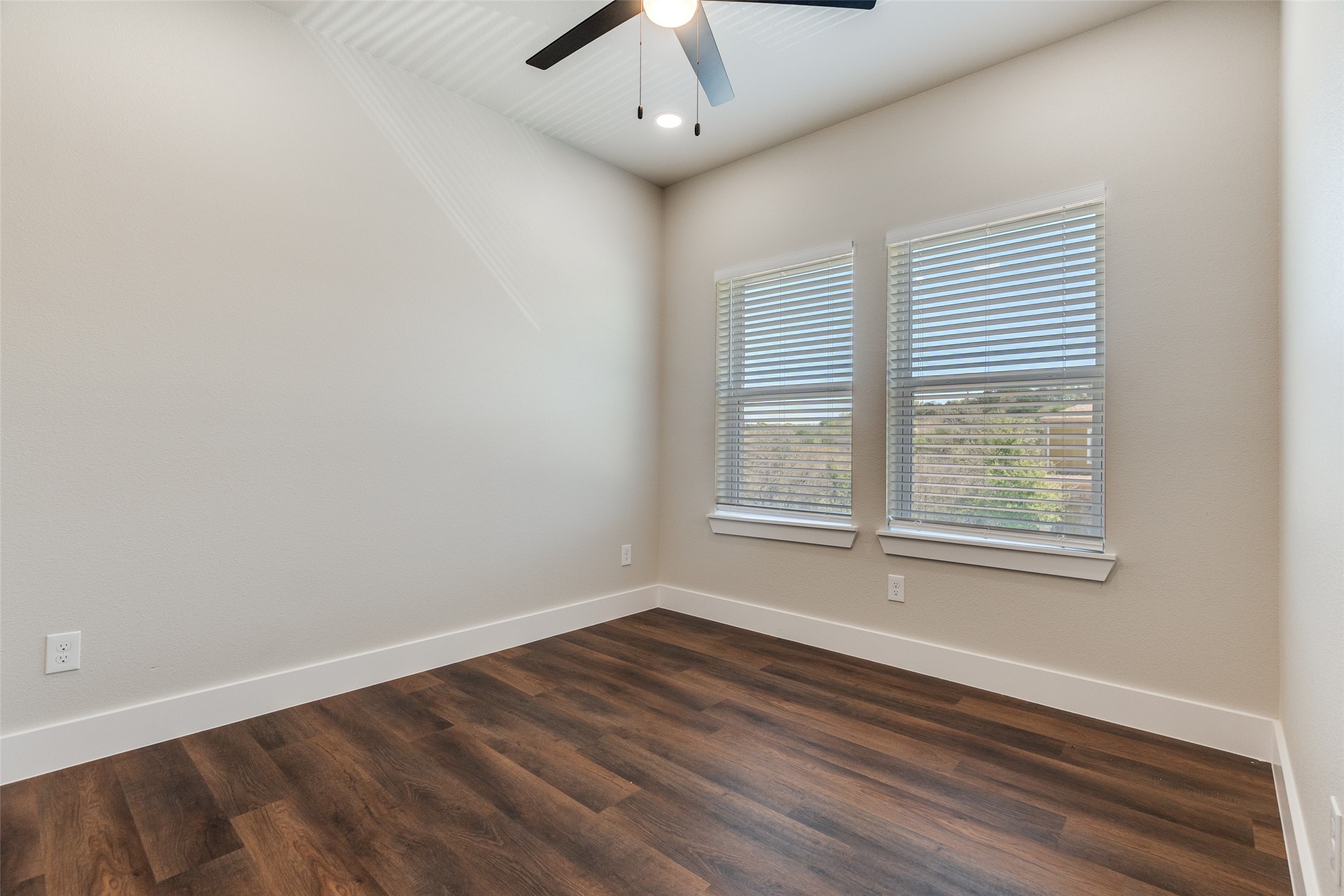 6655 Mountain Trail Dallas TX 75236