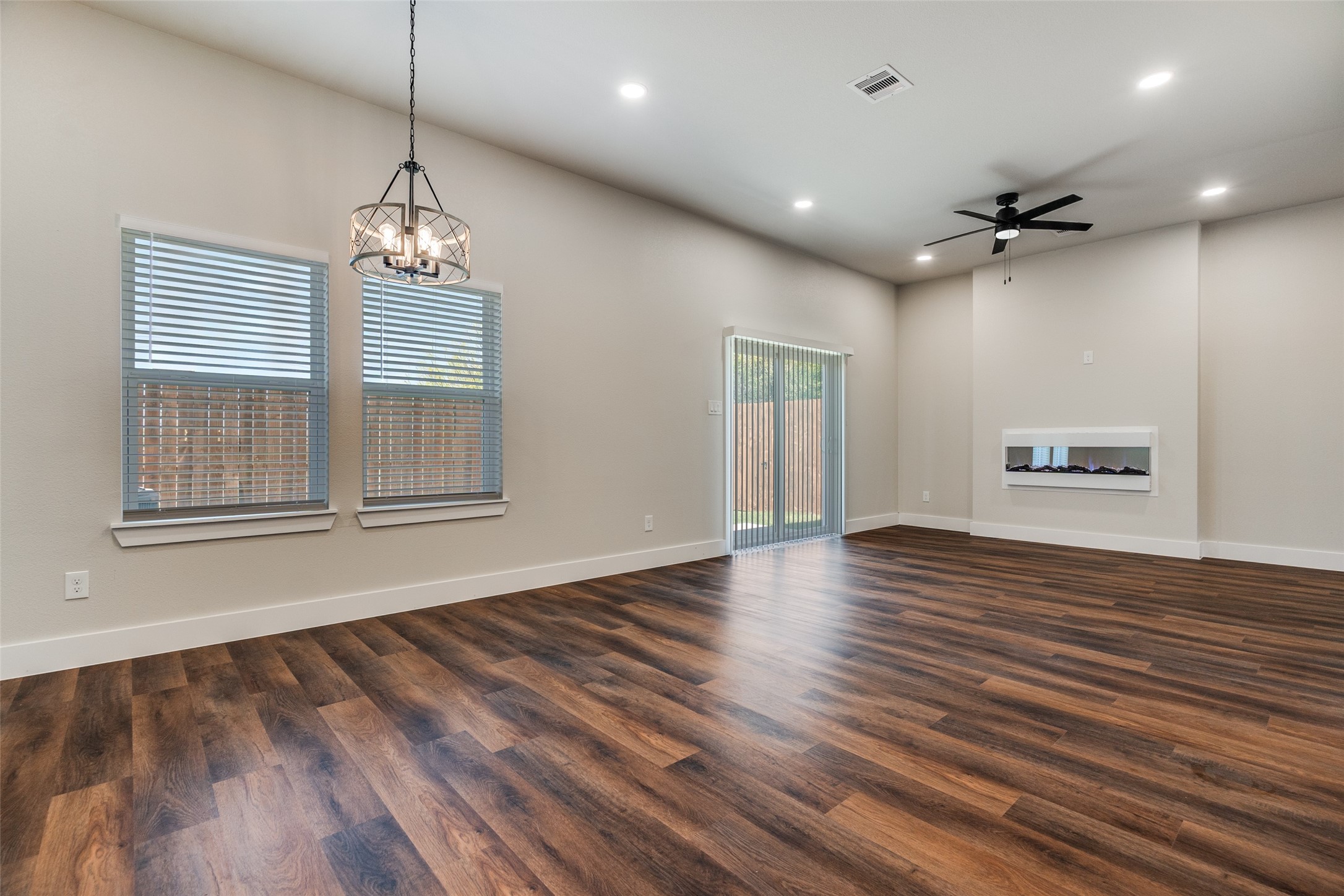 6655 Mountain Trail Dallas TX 75236