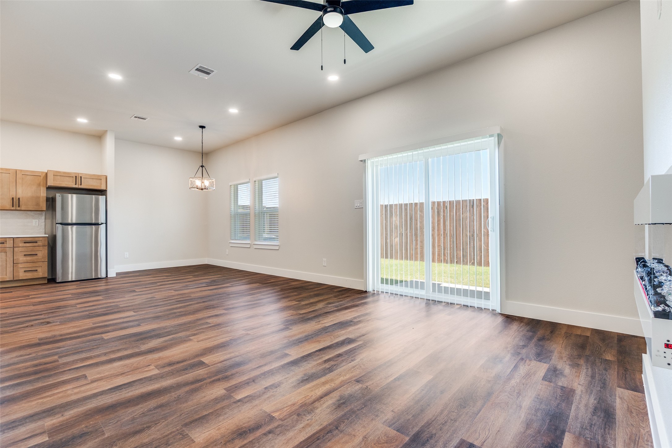 6655 Mountain Trail Dallas TX 75236