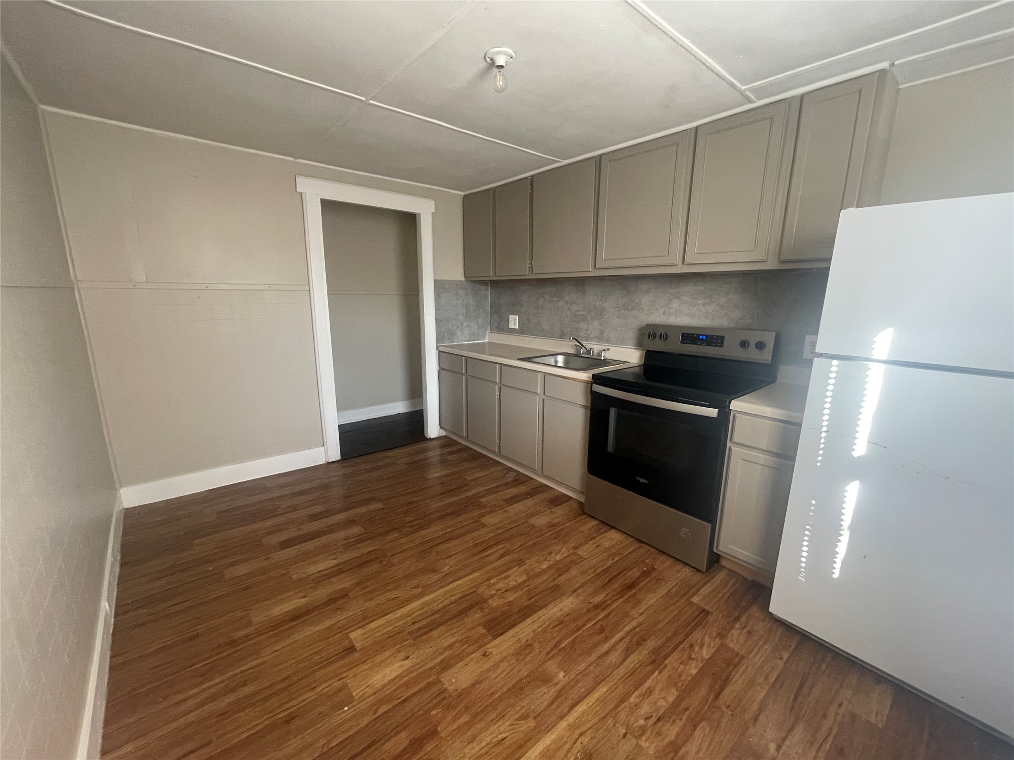 1009 E Humbolt Street Fort Worth TX 76104