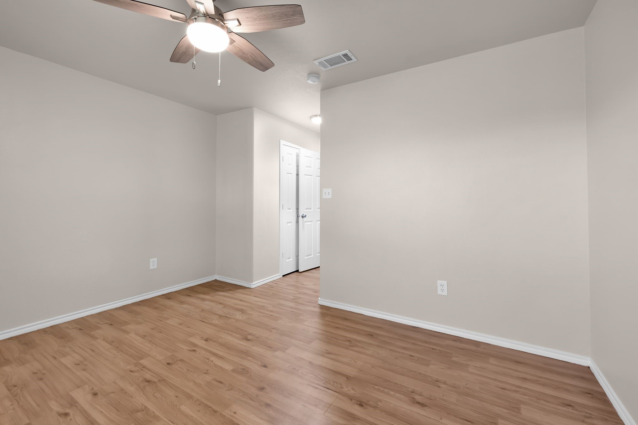 1205 E Powell Avenue Fort Worth TX 76104