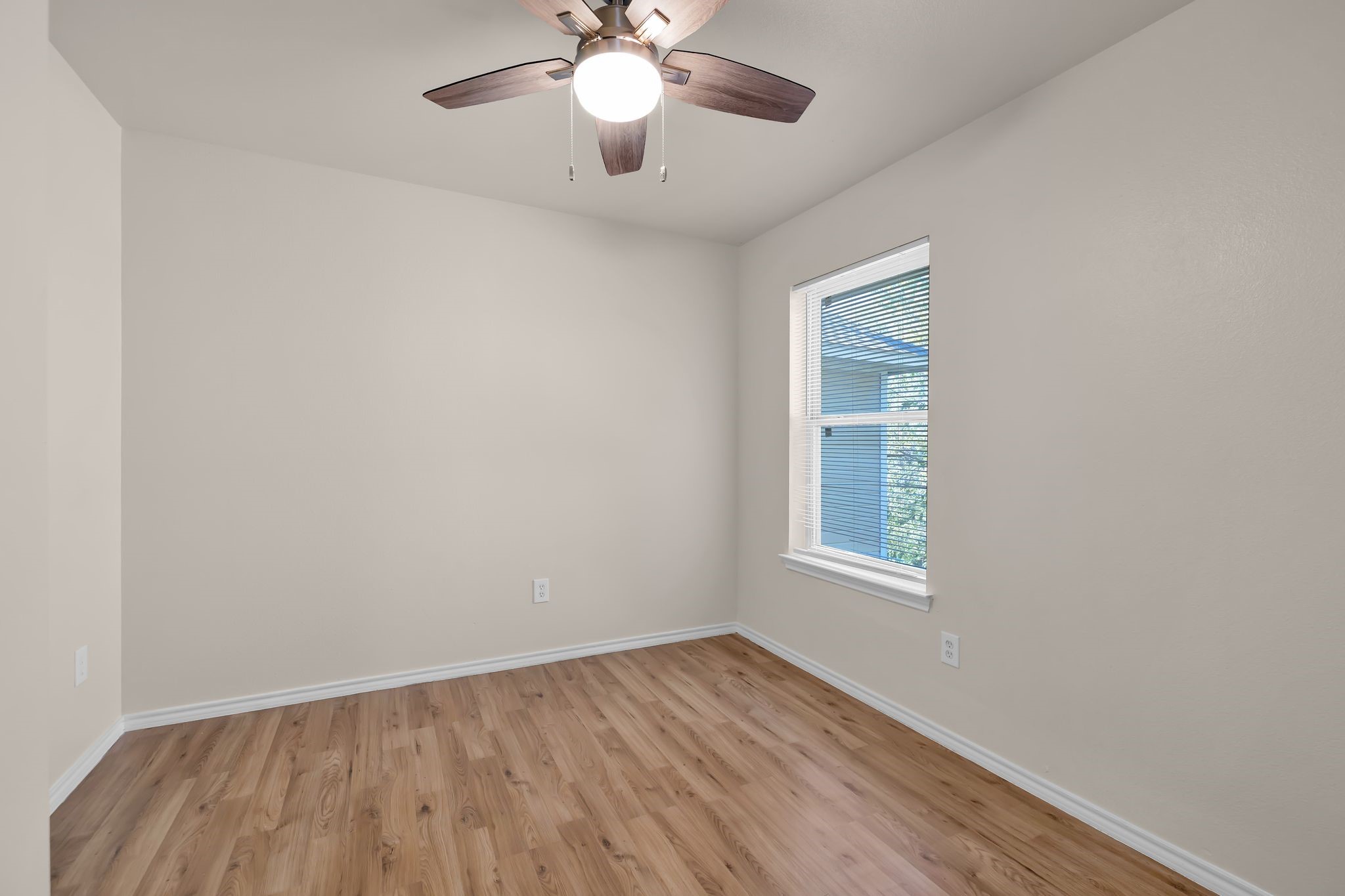 1205 E Powell Avenue Fort Worth TX 76104