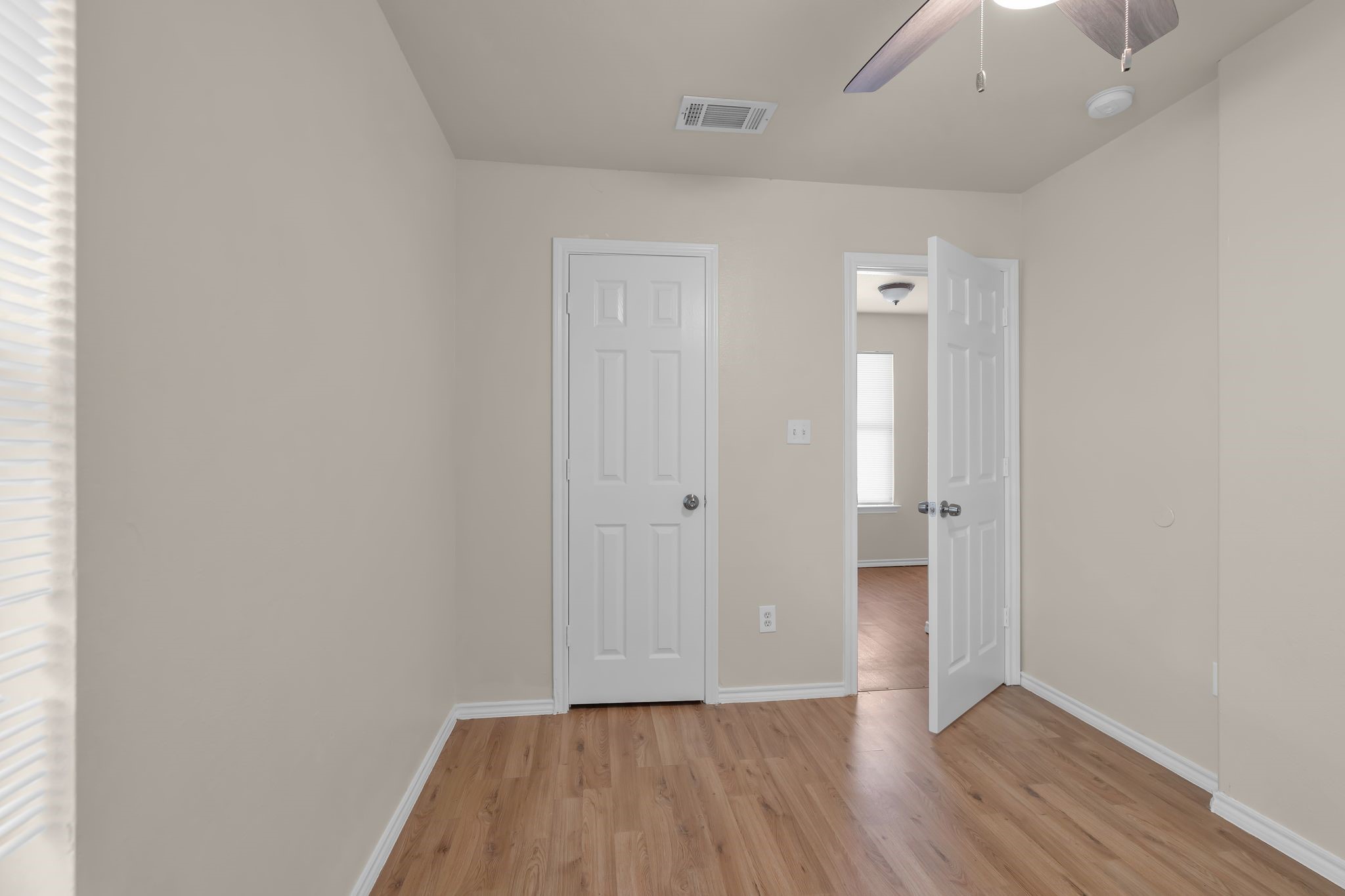 1205 E Powell Avenue Fort Worth TX 76104