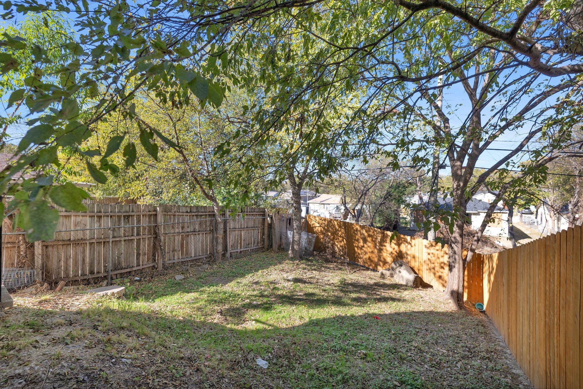 1205 E Powell Avenue Fort Worth TX 76104