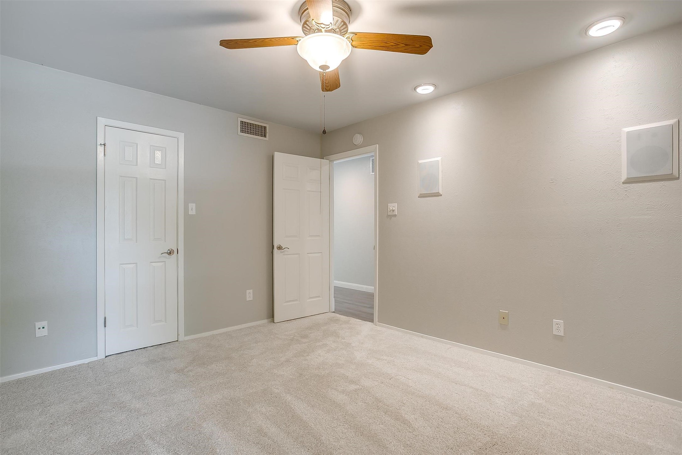390 Driftwood Court Azle TX 76020