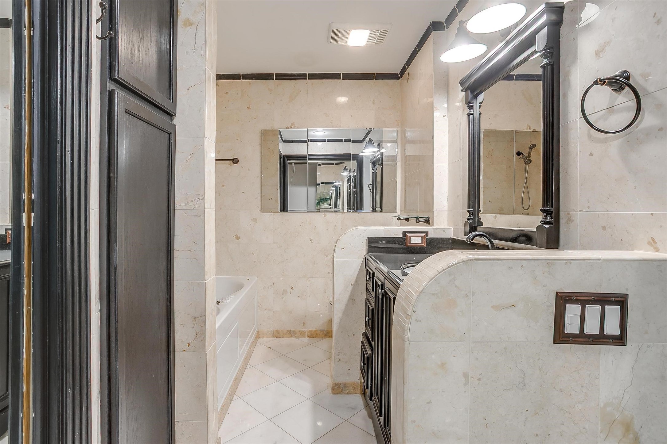 390 Driftwood Court Azle TX 76020