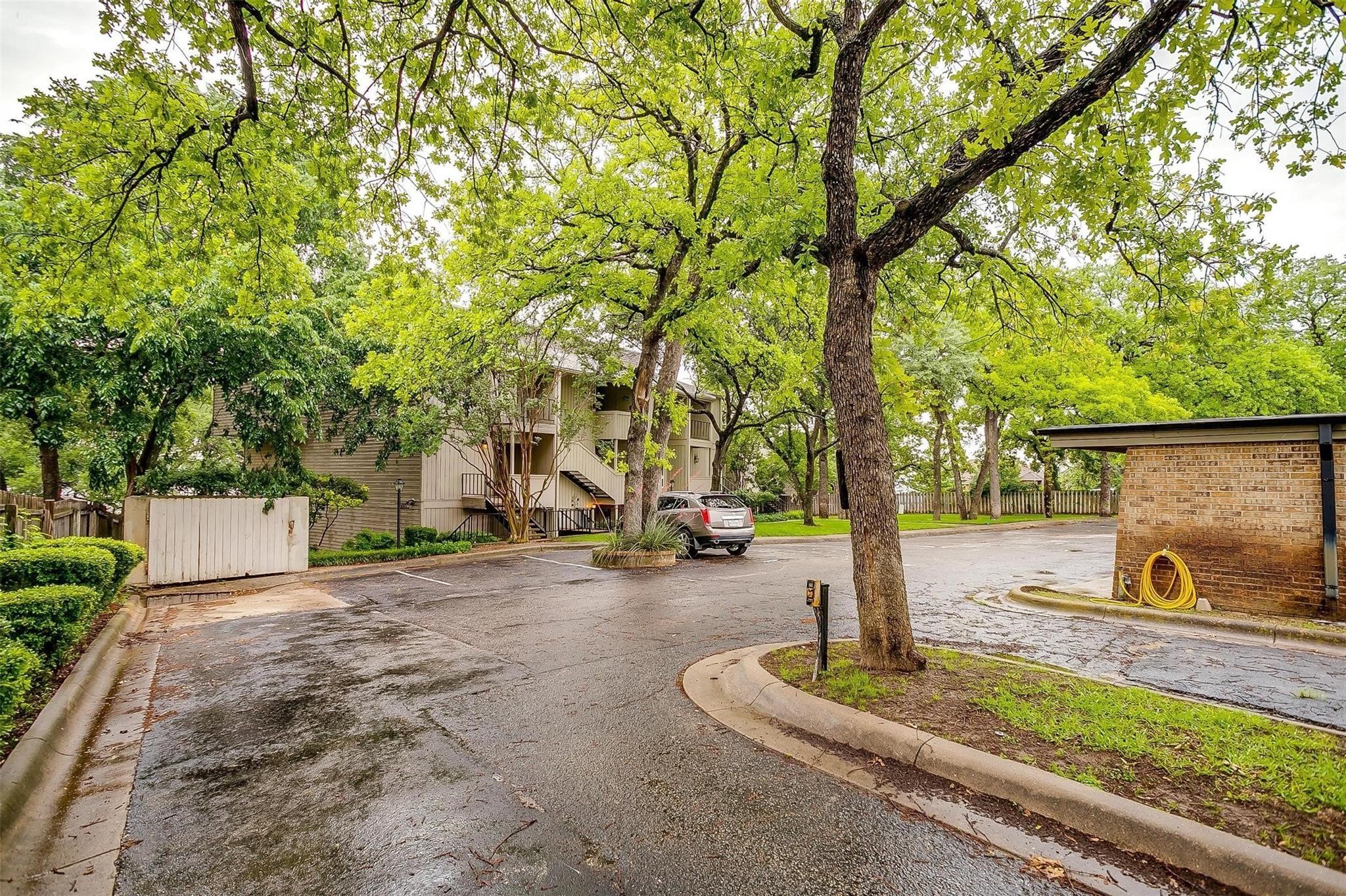 390 Driftwood Court Azle TX 76020
