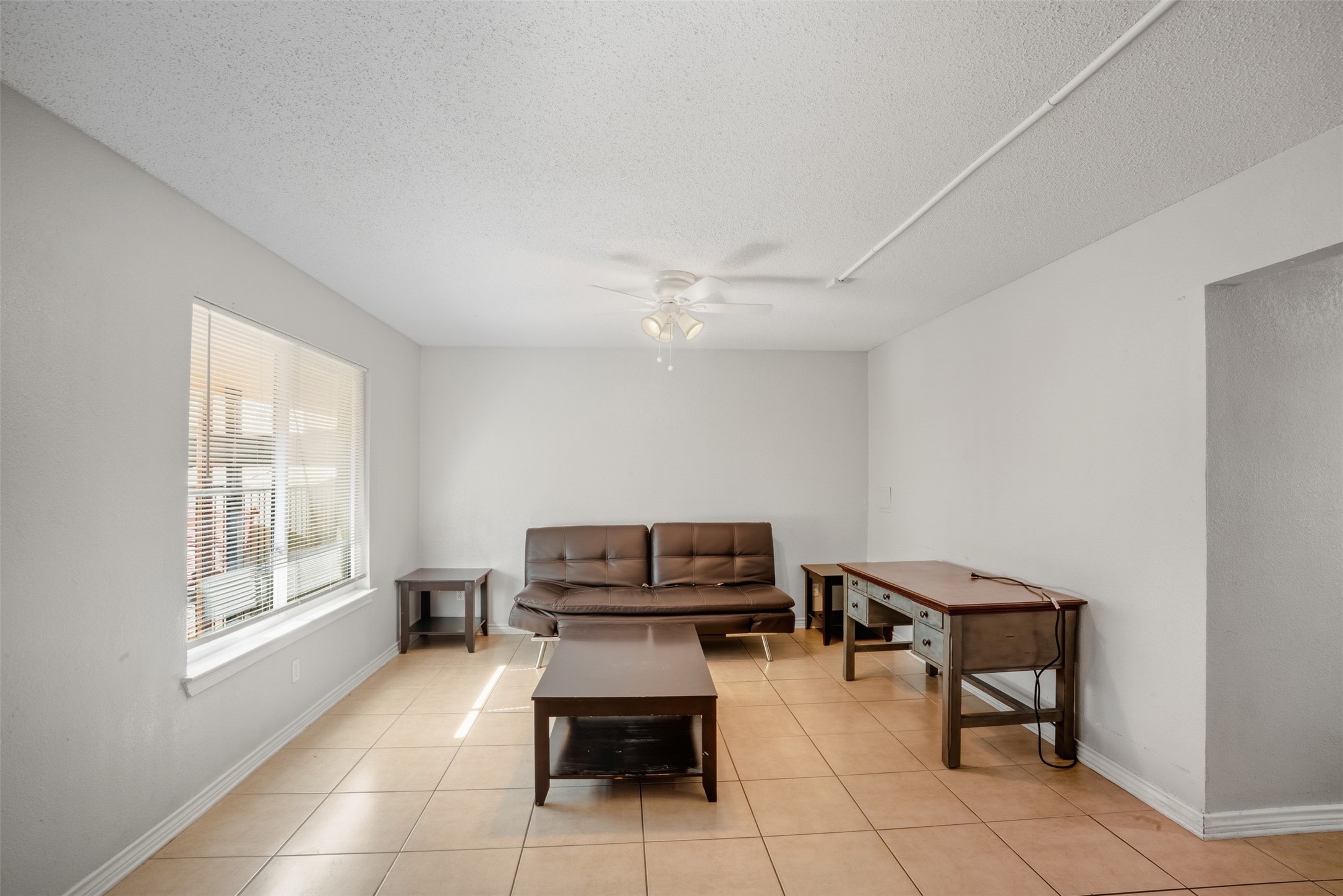 150 S Main Street Euless TX 76040