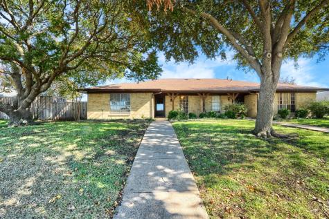 1924 N Floyd Road Richardson TX 75080