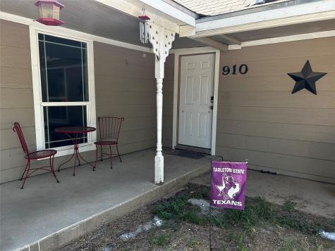 910 W Long Street Stephenville TX 76401