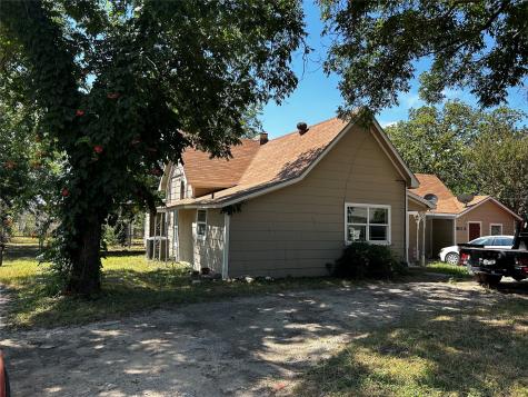 910 W Long Street Stephenville TX 76401