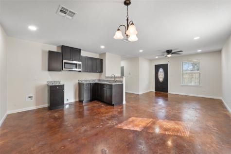 1126 N 11th Street Waco TX 76707