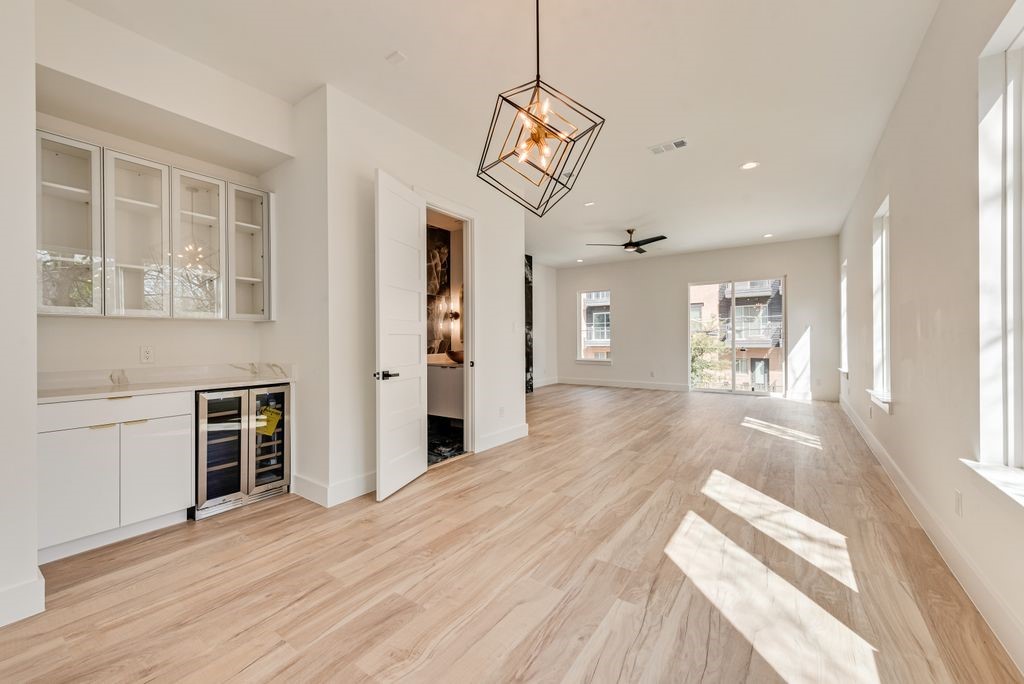 918-920 Duluth Dallas TX 75212
