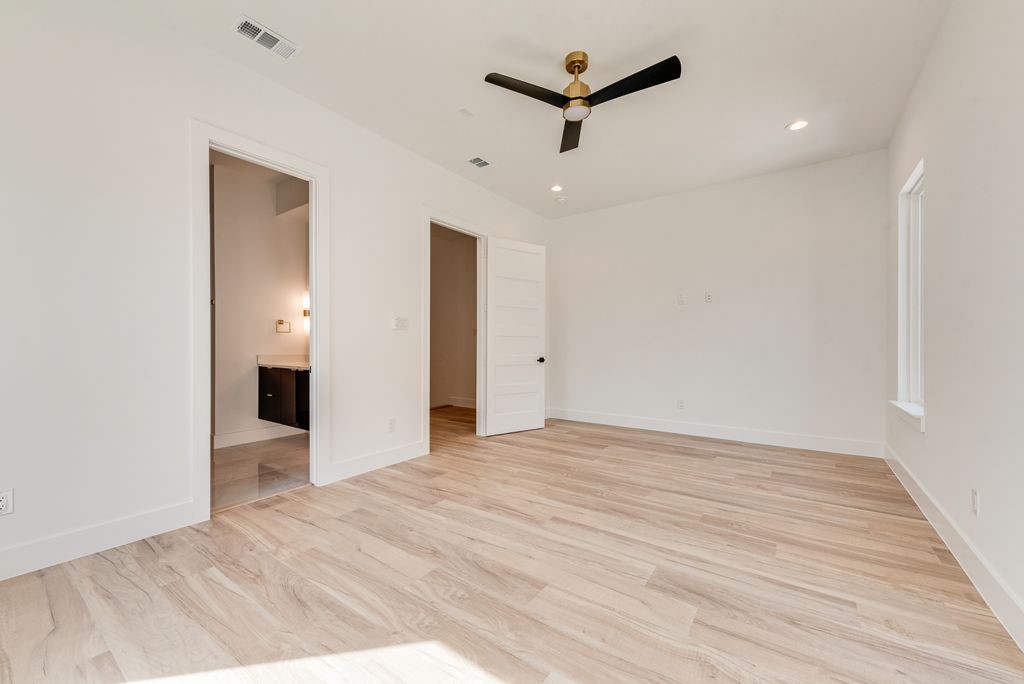 918-920 Duluth Dallas TX 75212