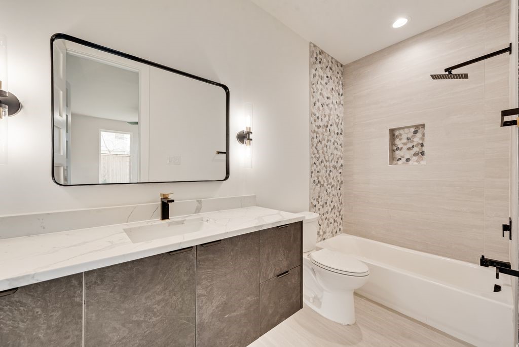 918-920 Duluth Dallas TX 75212