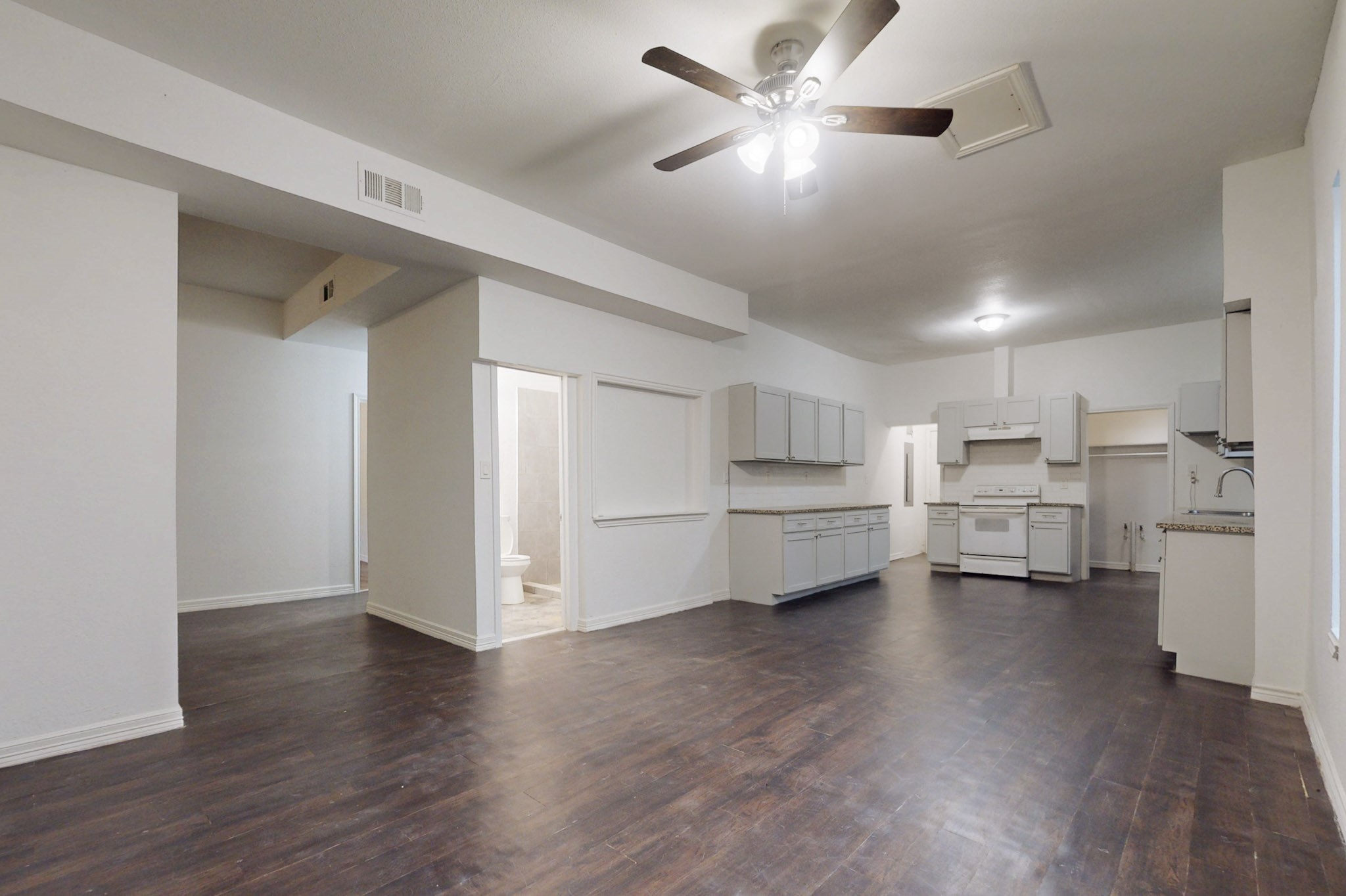 2311 Market Avenue Fort Worth TX 76164
