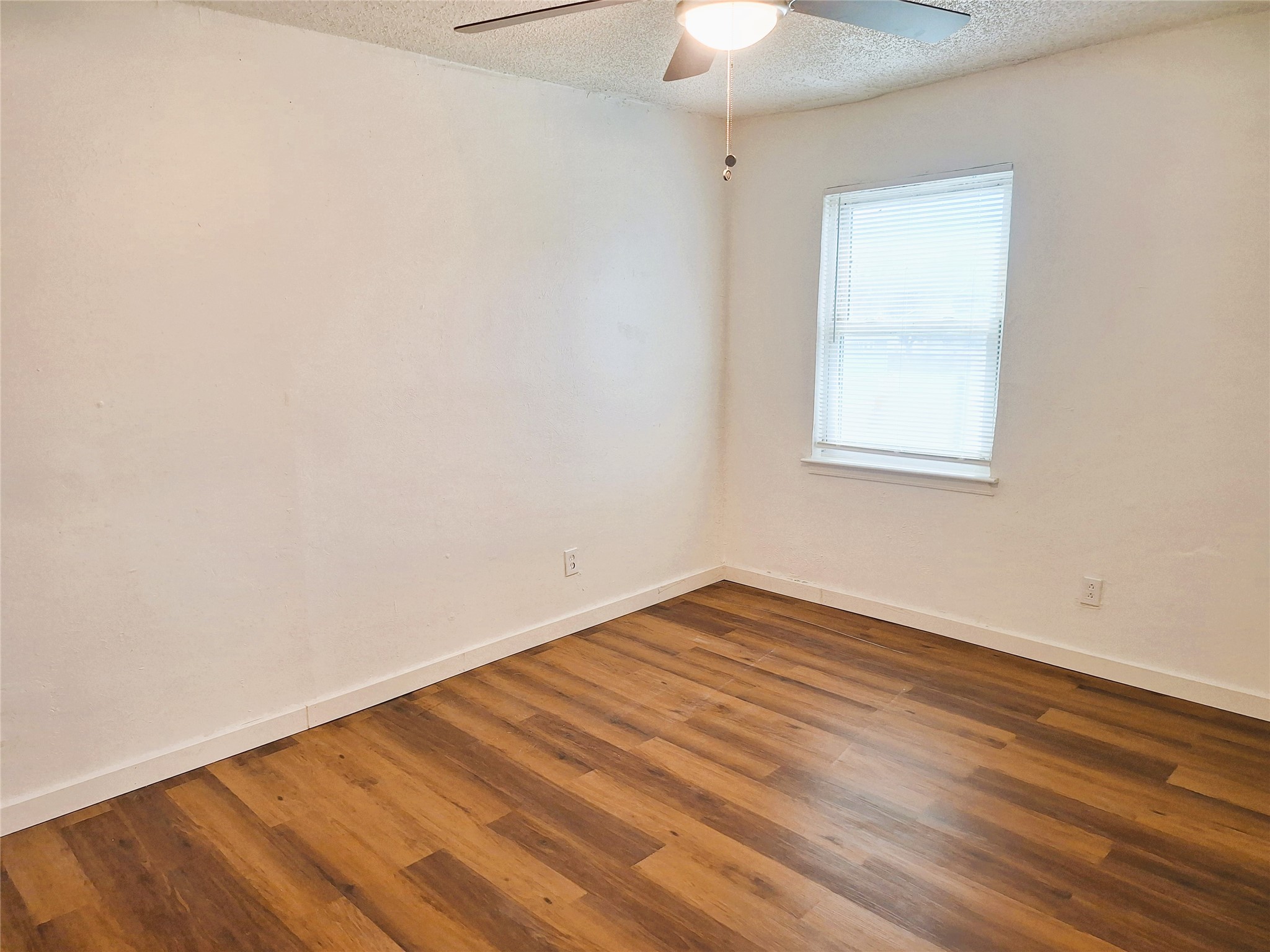 111 E Rogers Street Arlington TX 76011