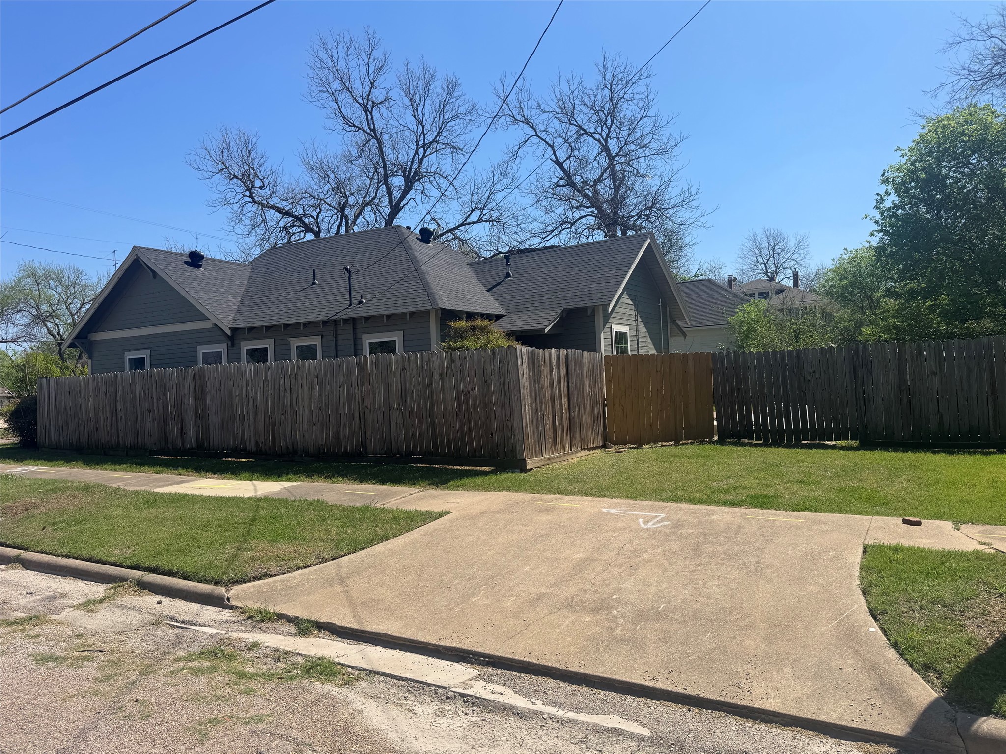 209 N Abbott Street Hillsboro TX 76645