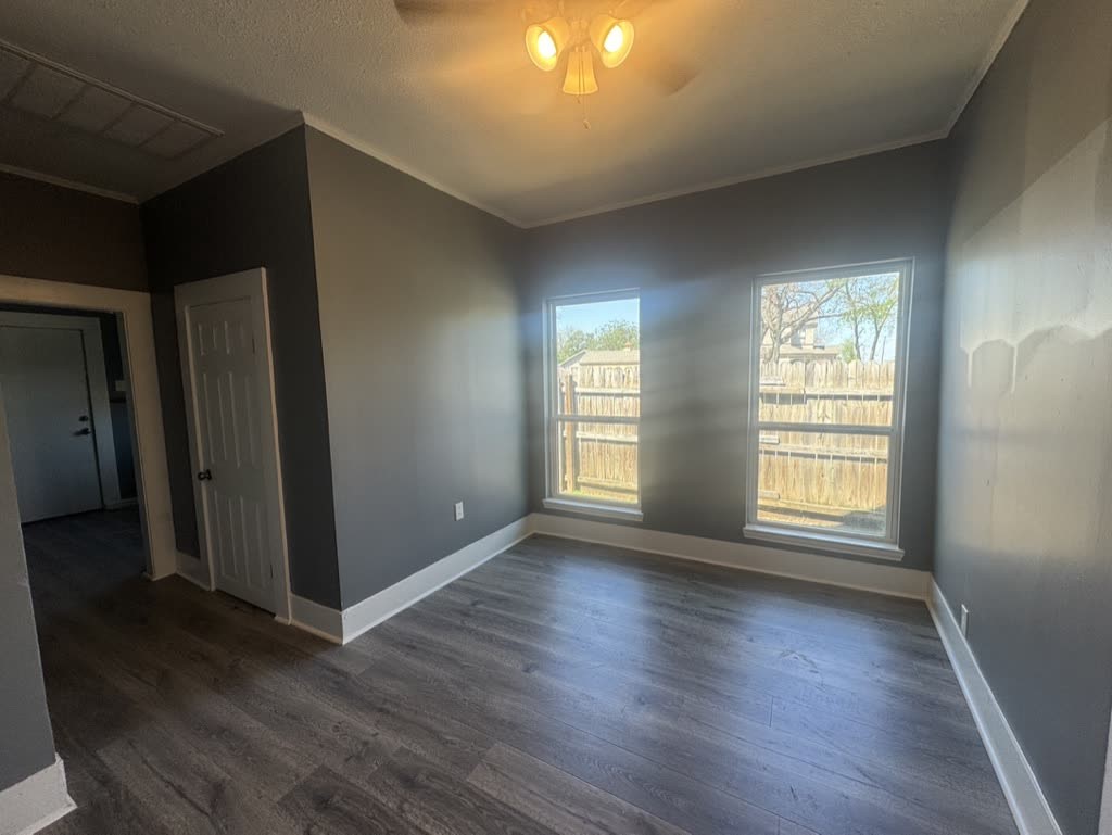 209 N Abbott Street Hillsboro TX 76645