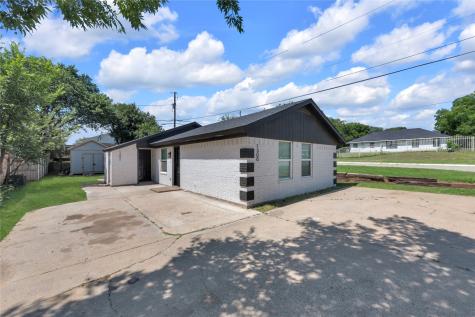 1300 E Fogg Street Fort Worth TX 76115