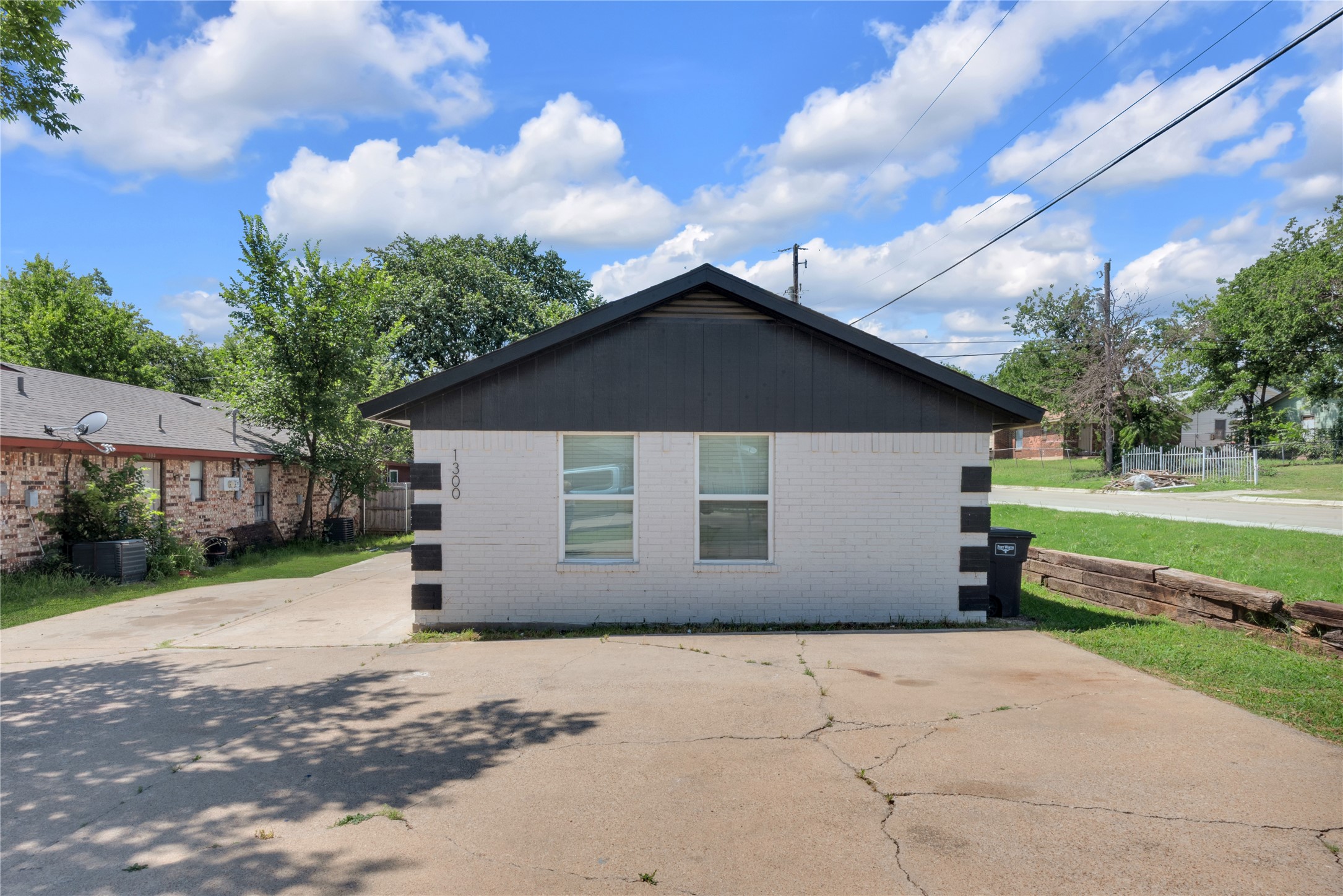 1300 E Fogg Street Fort Worth TX 76115