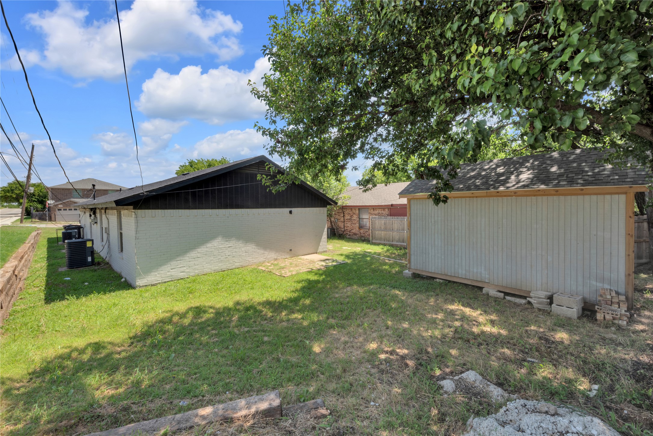 1300 E Fogg Street Fort Worth TX 76115