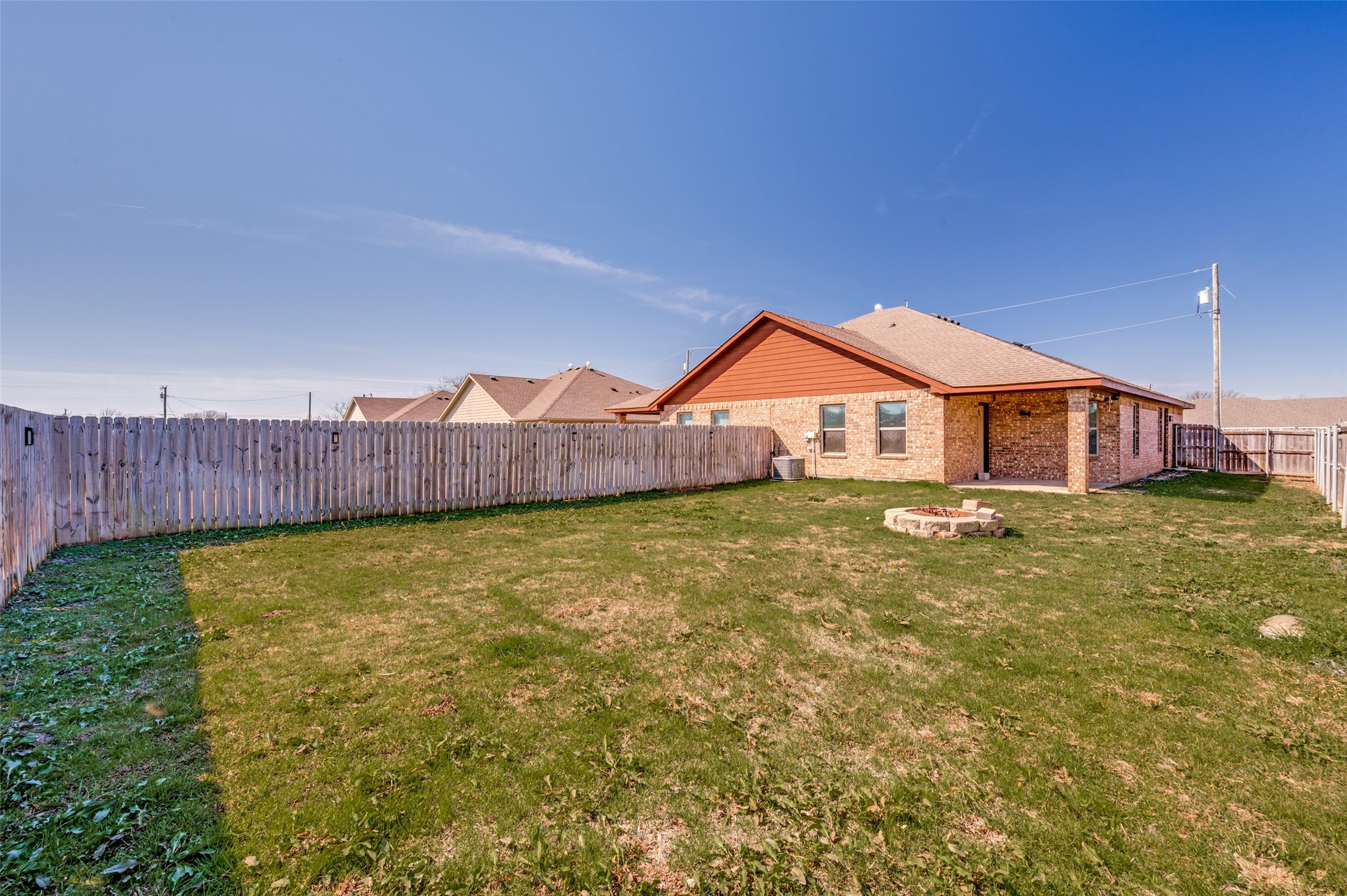 614 N 6th Street Gunter TX 75058