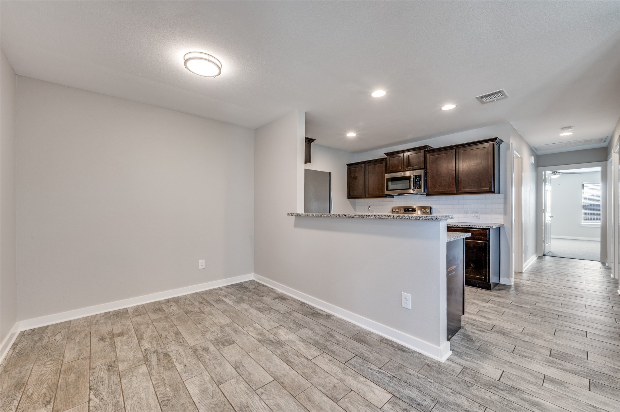 614 N 6th Street Gunter TX 75058
