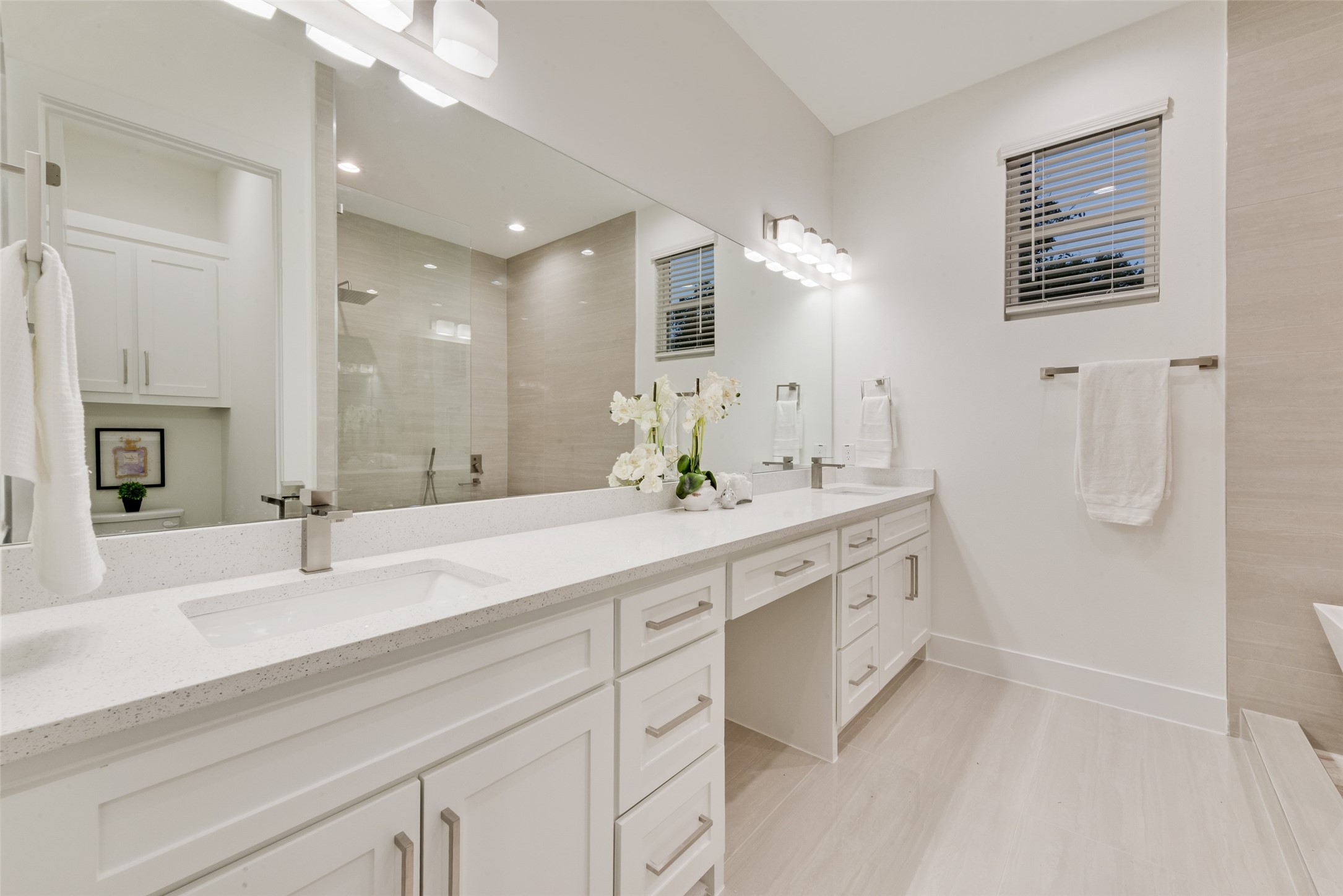 219 W Yarmouth Street Dallas TX 75208